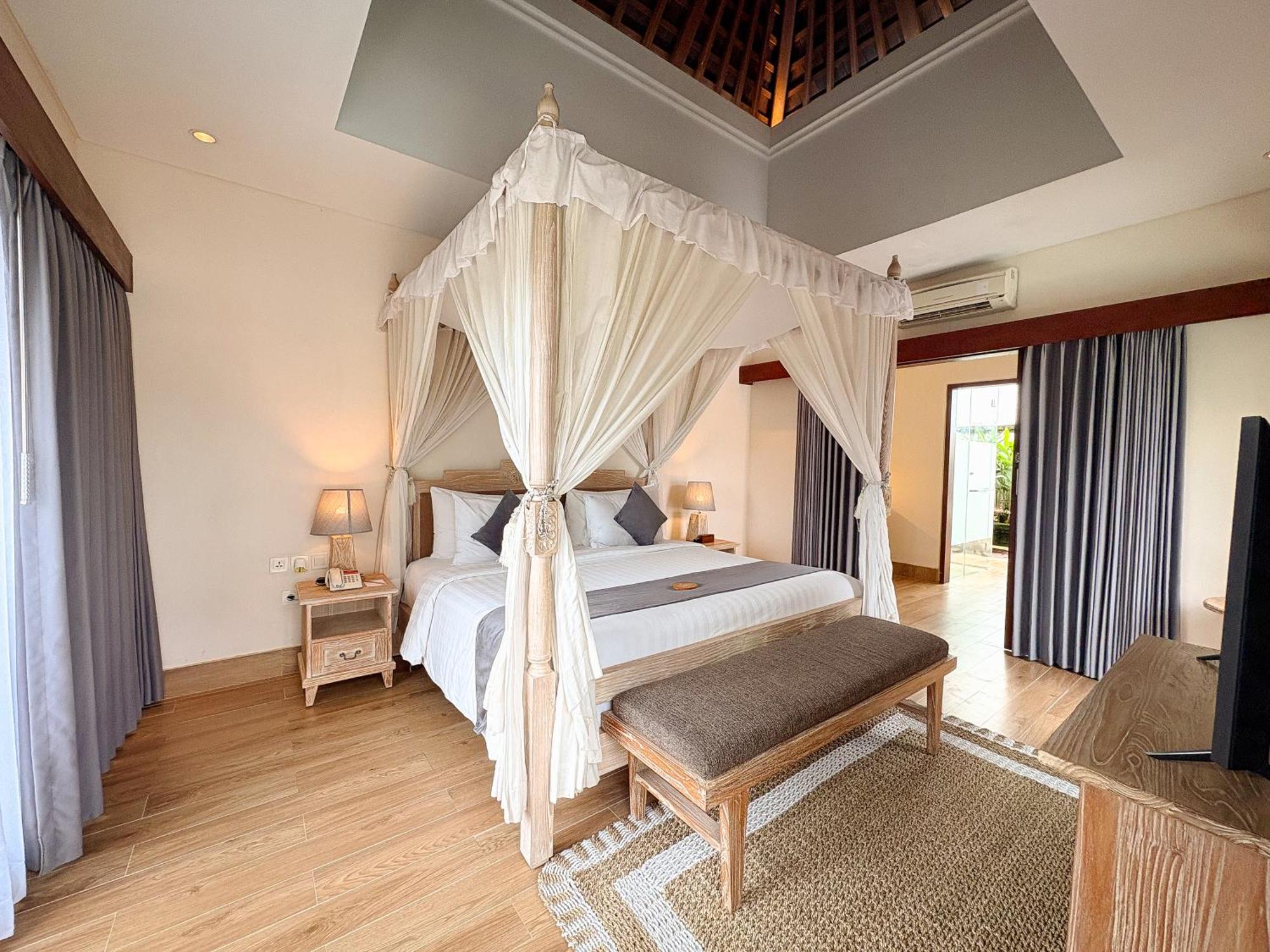One Bedroom Sky Infinity Pool Villa